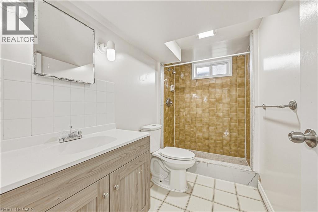 928 Upper Gage Avenue Property Photo 19