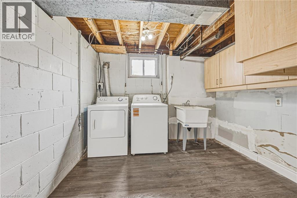 928 Upper Gage Avenue Property Photo 20