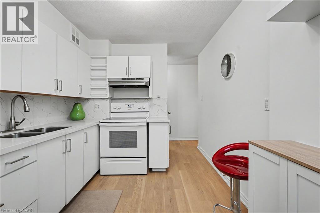 700 Dynes Road Unit# 614 Property Photo 10