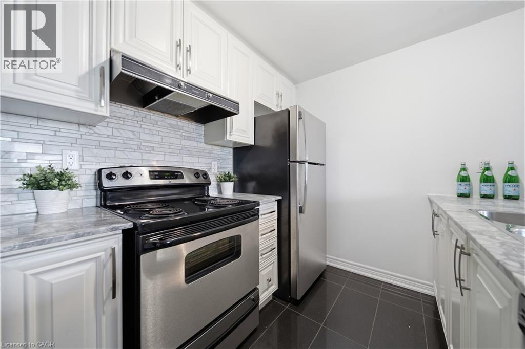 1421 Costigan Road Unit# 506 Property Photo 7
