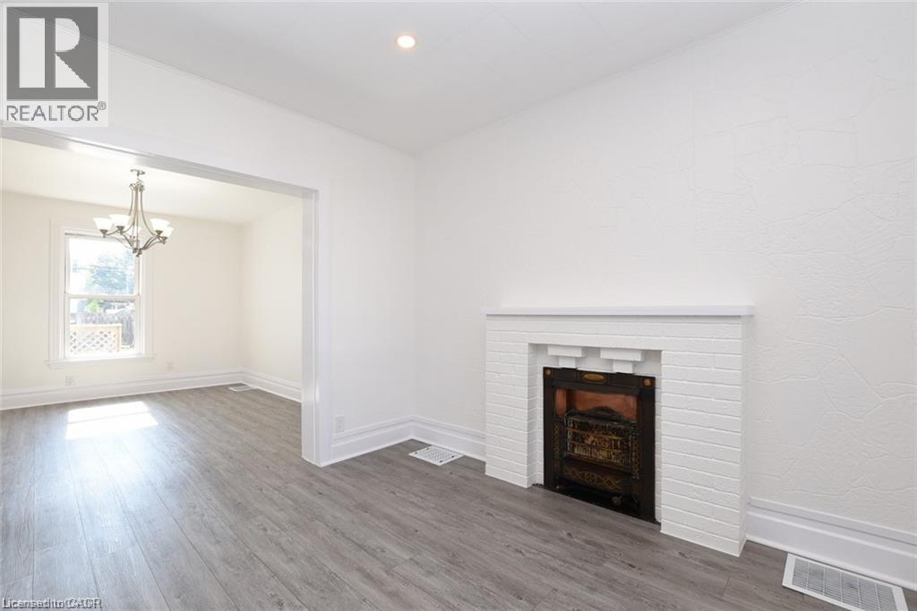 26 Fairview Avenue Property Photo 9