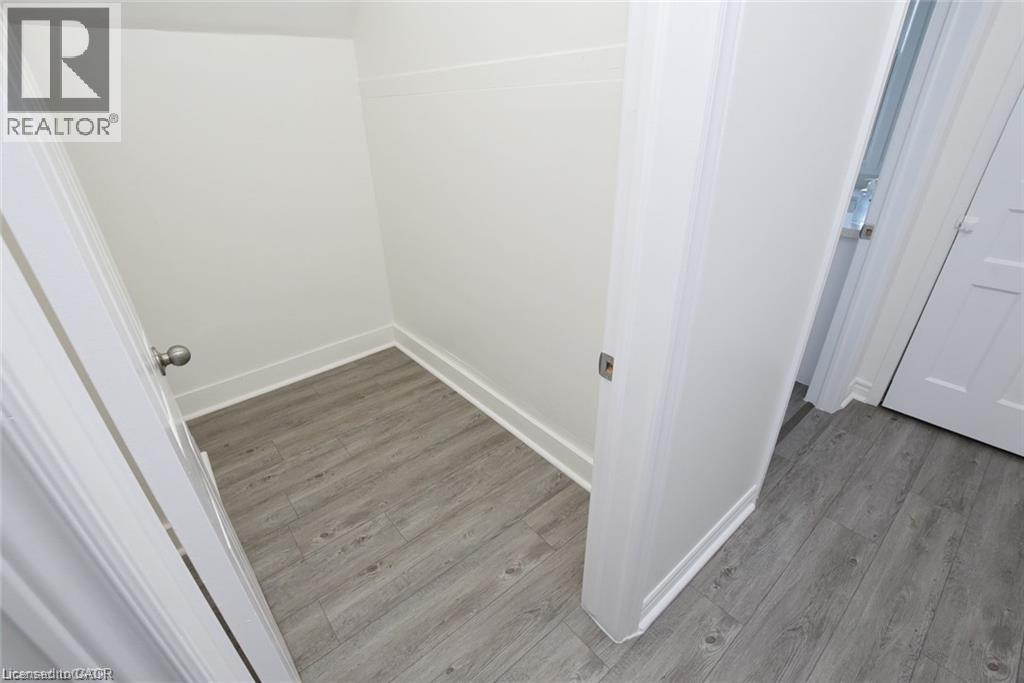 26 Fairview Avenue Property Photo 18