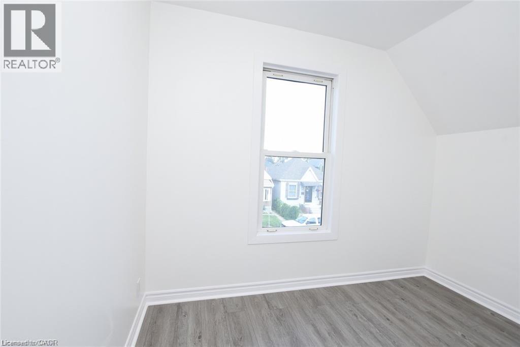 26 Fairview Avenue Property Photo 19