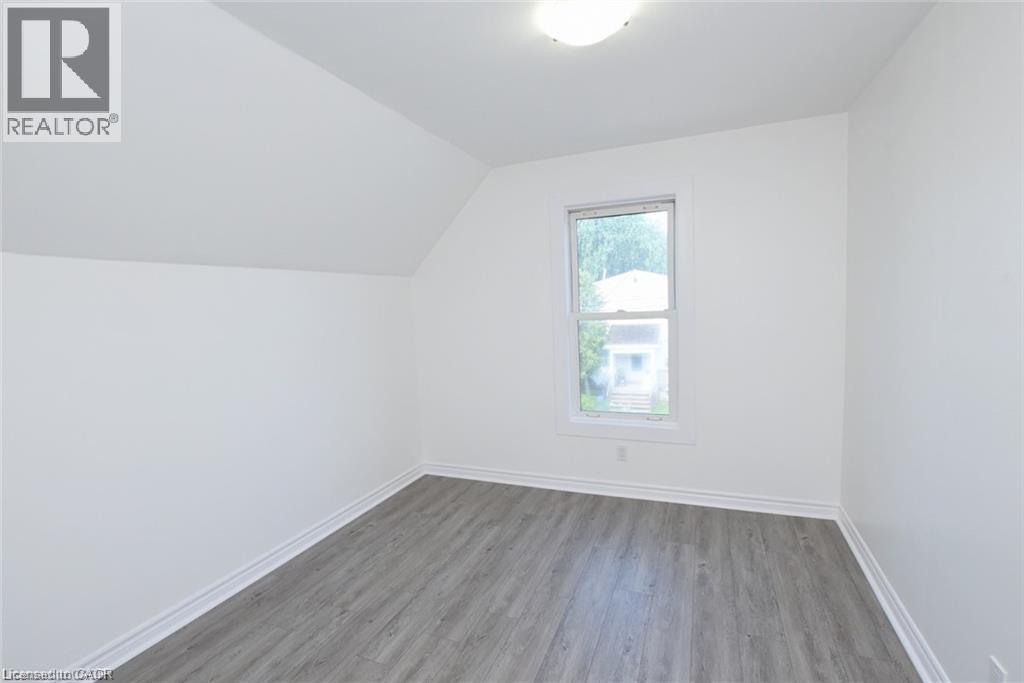 26 Fairview Avenue Property Photo 20
