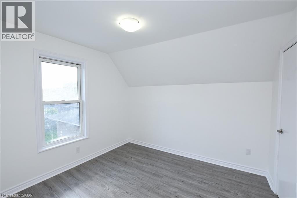26 Fairview Avenue Property Photo 21