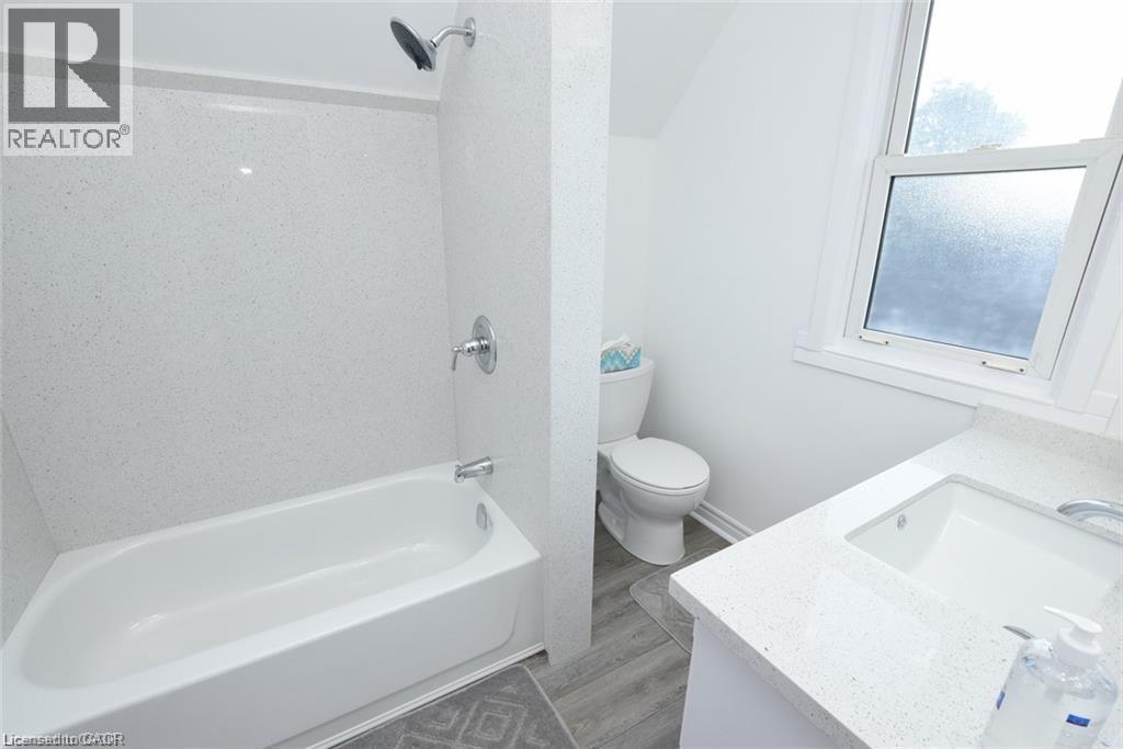 26 Fairview Avenue Property Photo 24