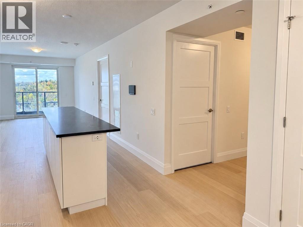 93 Arthur Street S Unit# 1207 Property Photo 4