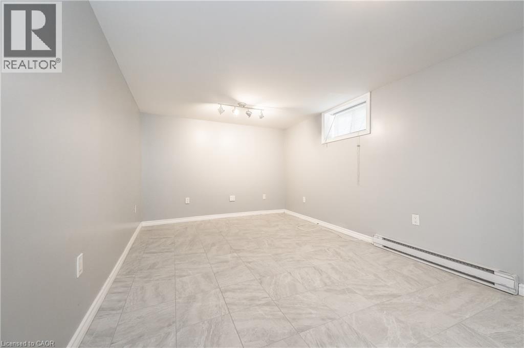 275 Main (lower) Street Property Photo 17