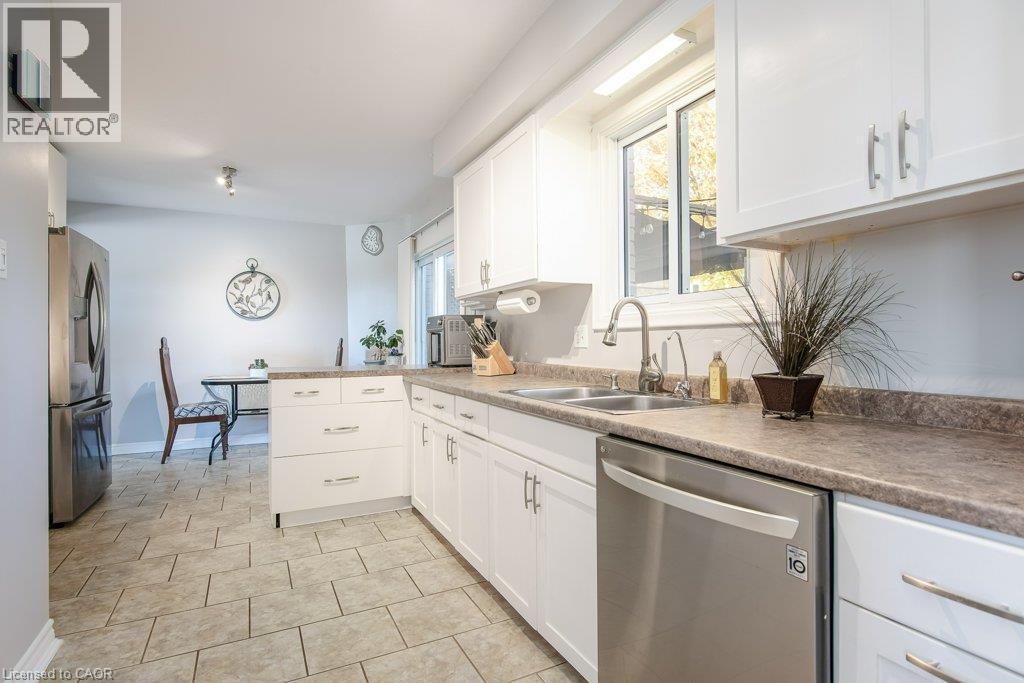 169 Schweitzer Street Property Photo 10