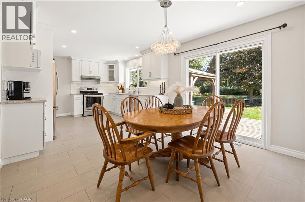 18 Evelyn Crescent Property Photo 13