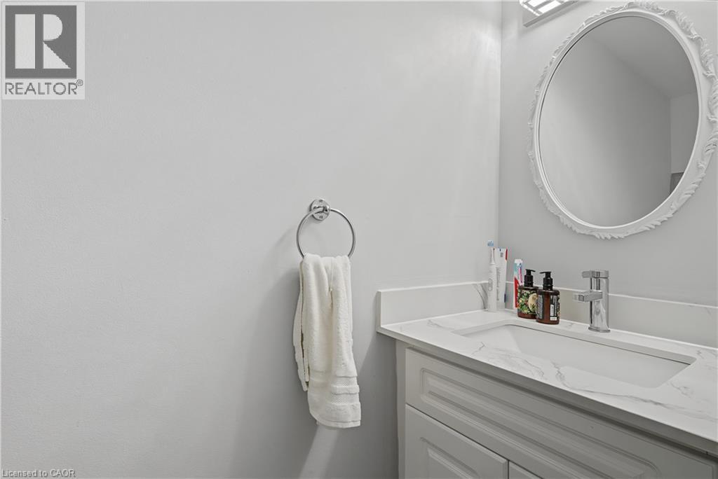 15 Green Valley Drive Unit# 1 Property Photo 23