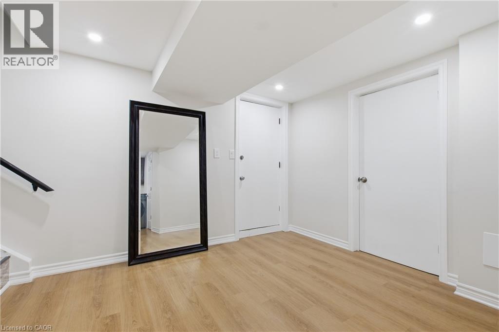 90 June Street Property Photo 32