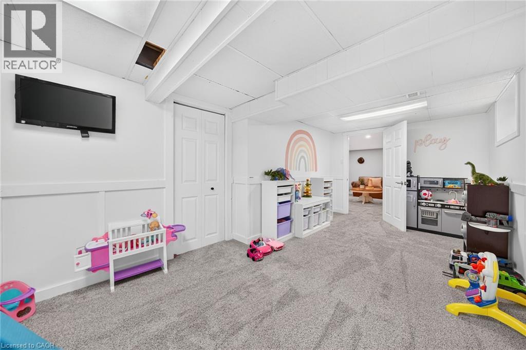 225 Maccrae Drive Property Photo 30