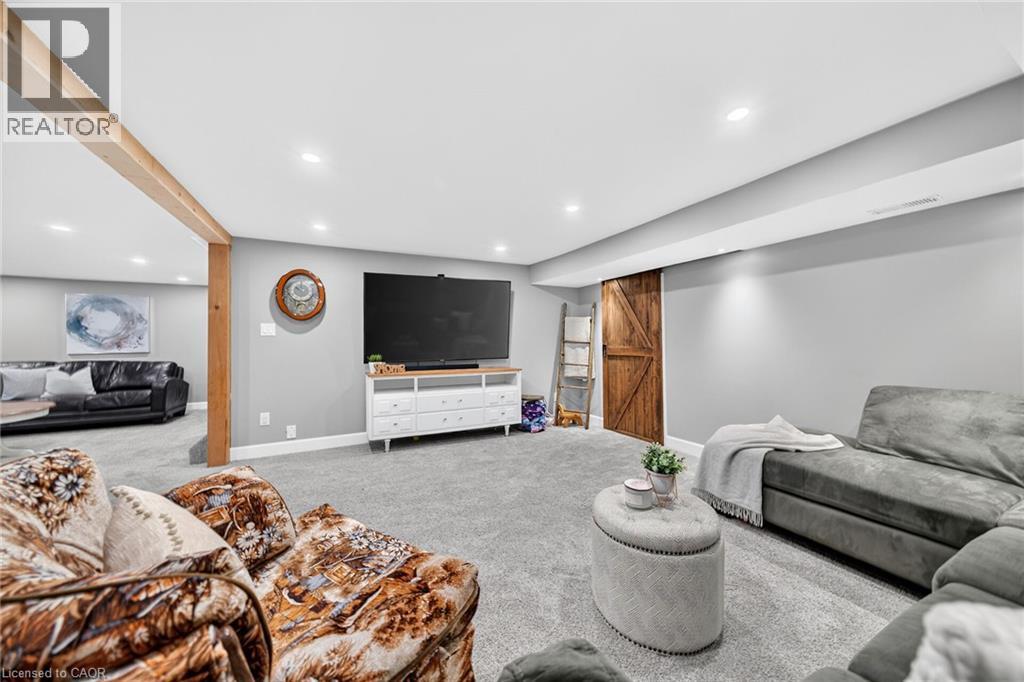 225 Maccrae Drive Property Photo 35