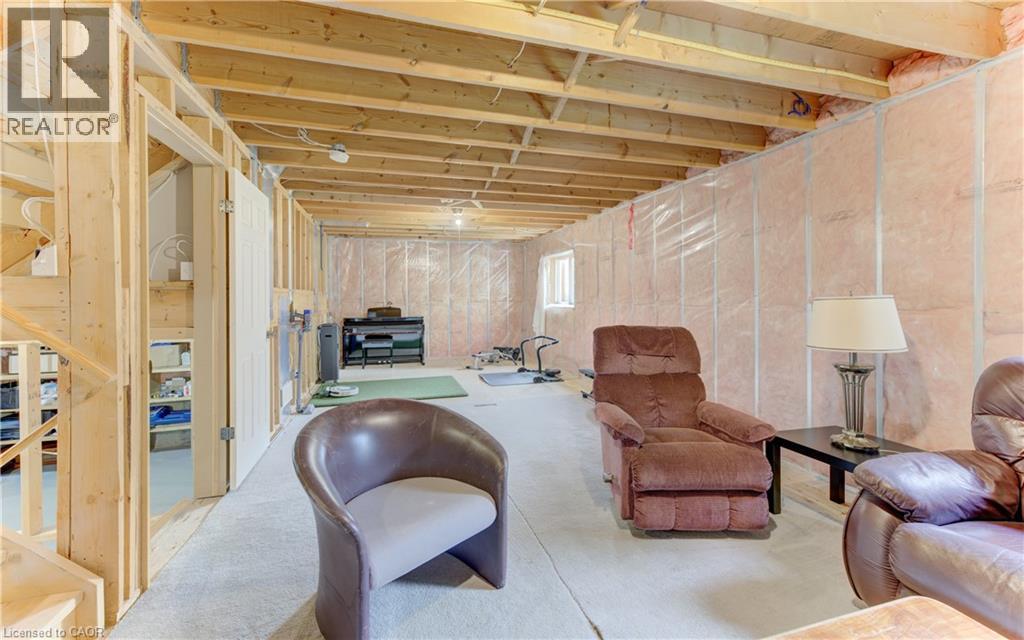 28 Roth Avenue Property Photo 40