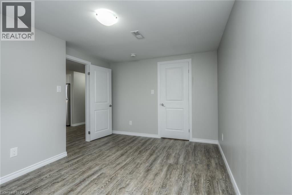 223 Highview Drive Unit# Lower Property Photo 19