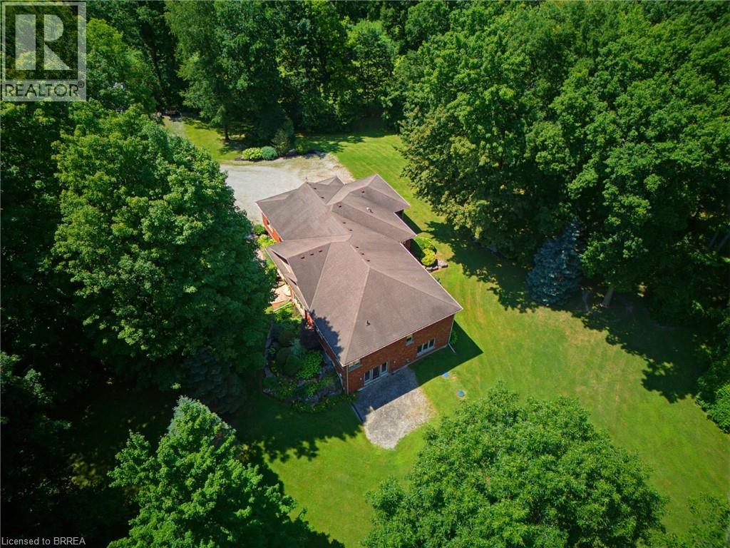 301 Governors Road E Property Photo 30