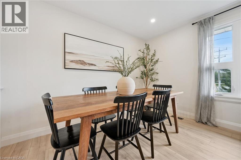 8 Christian Street Property Photo 11