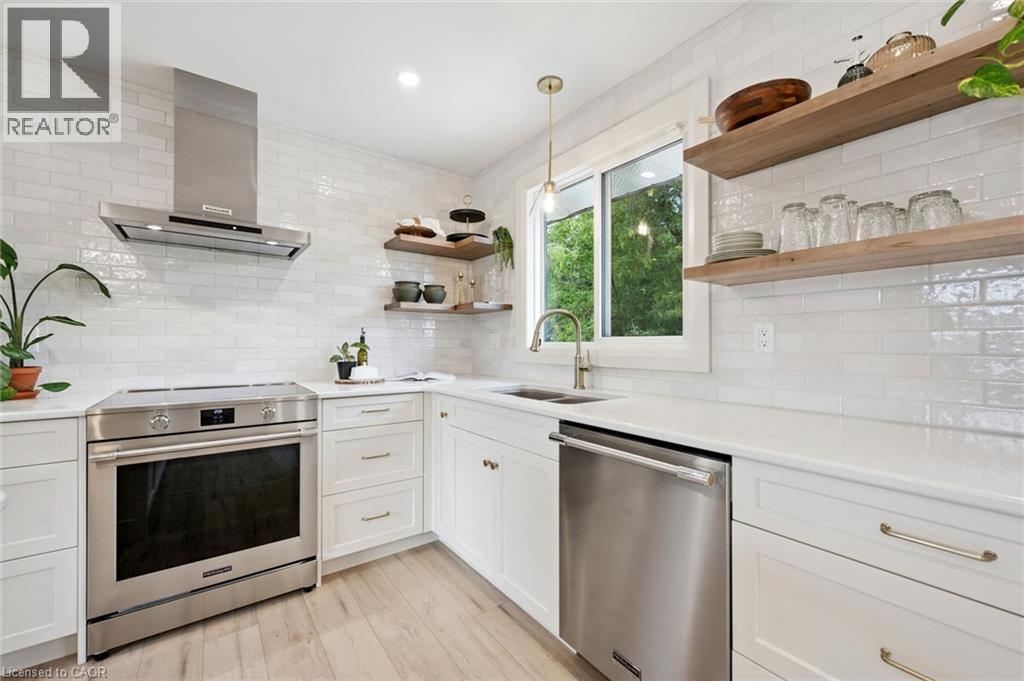 8 Christian Street Property Photo 15