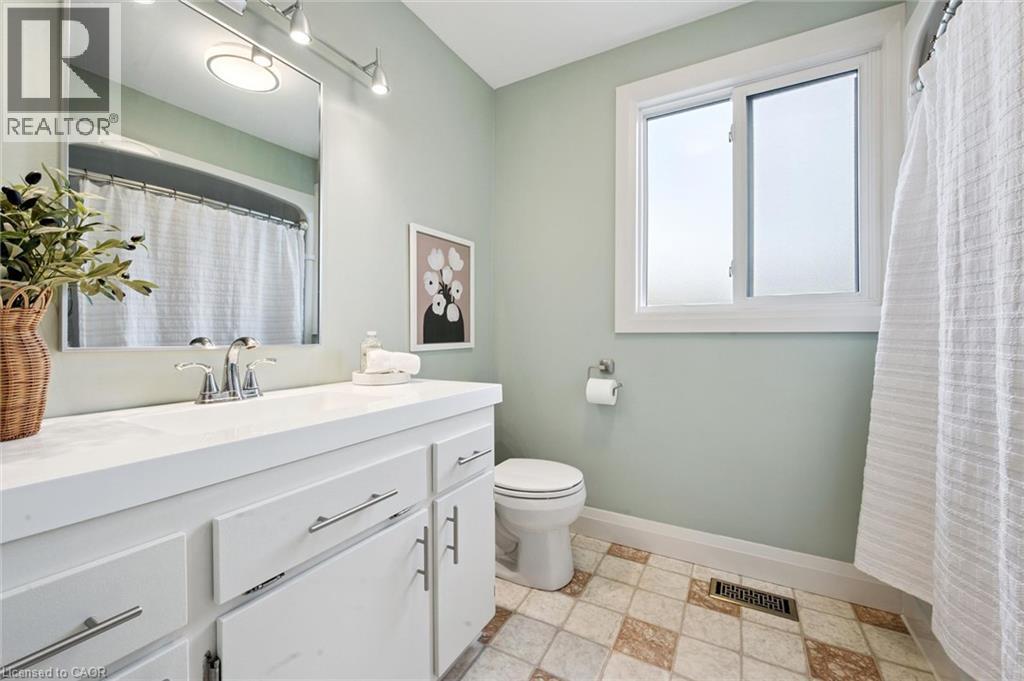 8 Christian Street Property Photo 23