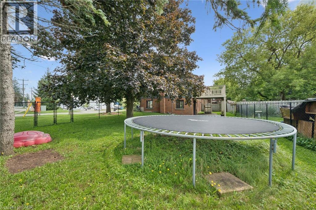 8 Christian Street Property Photo 34