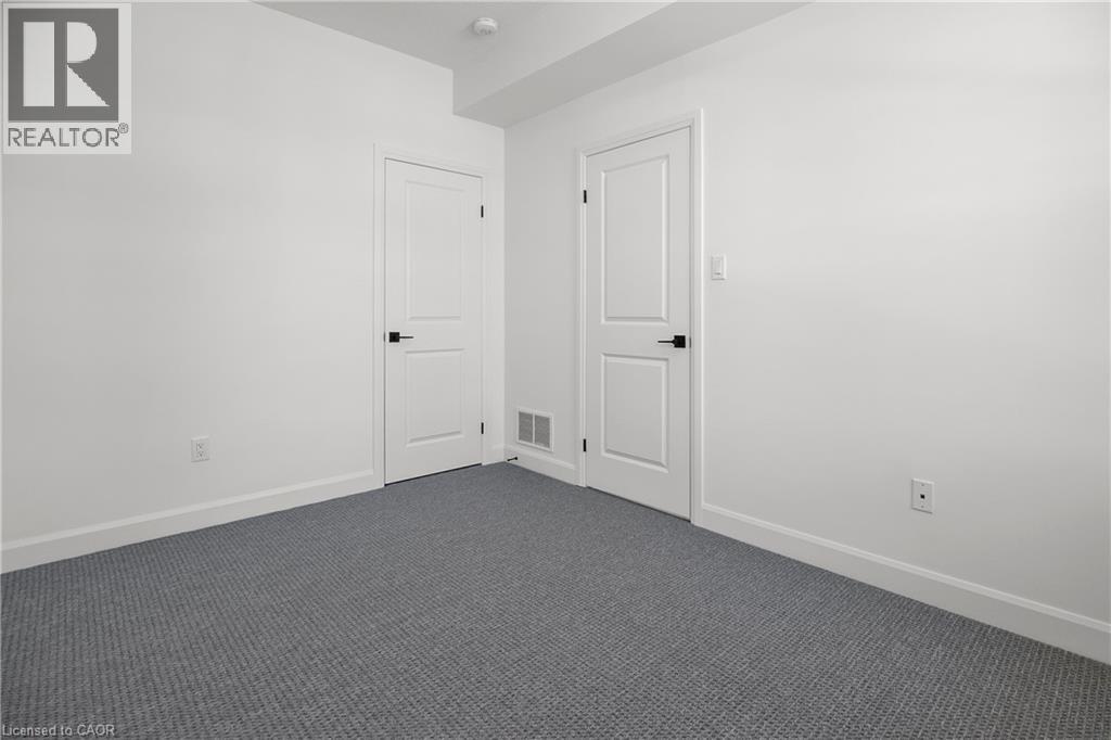 26 Beachwalk Crescent Property Photo 10