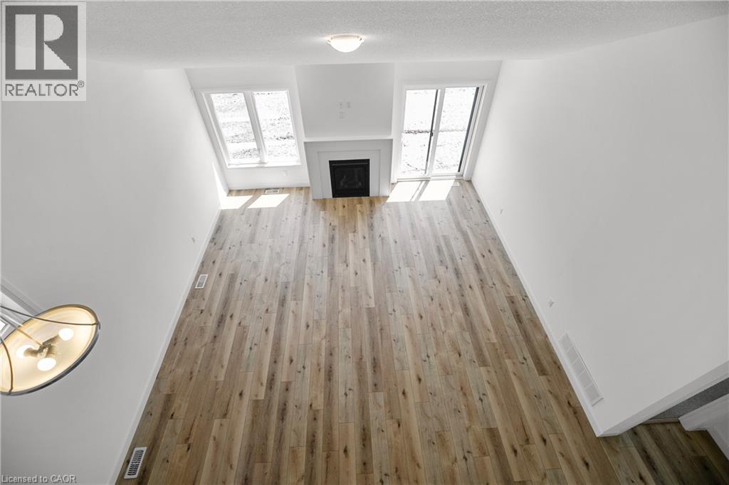 26 Beachwalk Crescent Property Photo 30