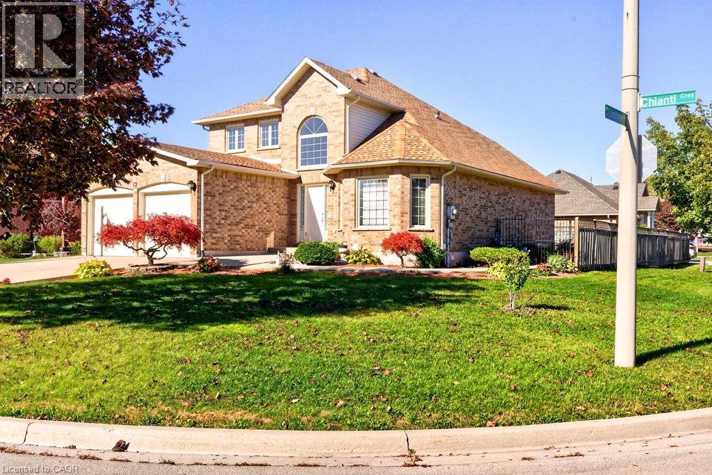 13 Chianti Crescent Property Photo 1