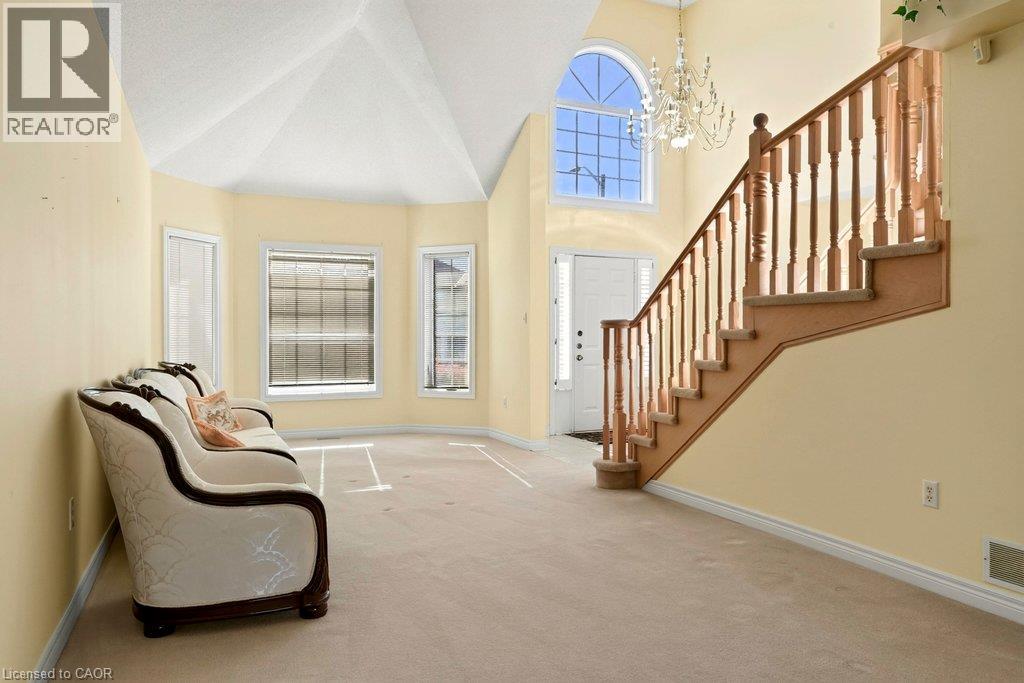 13 Chianti Crescent Property Photo 6