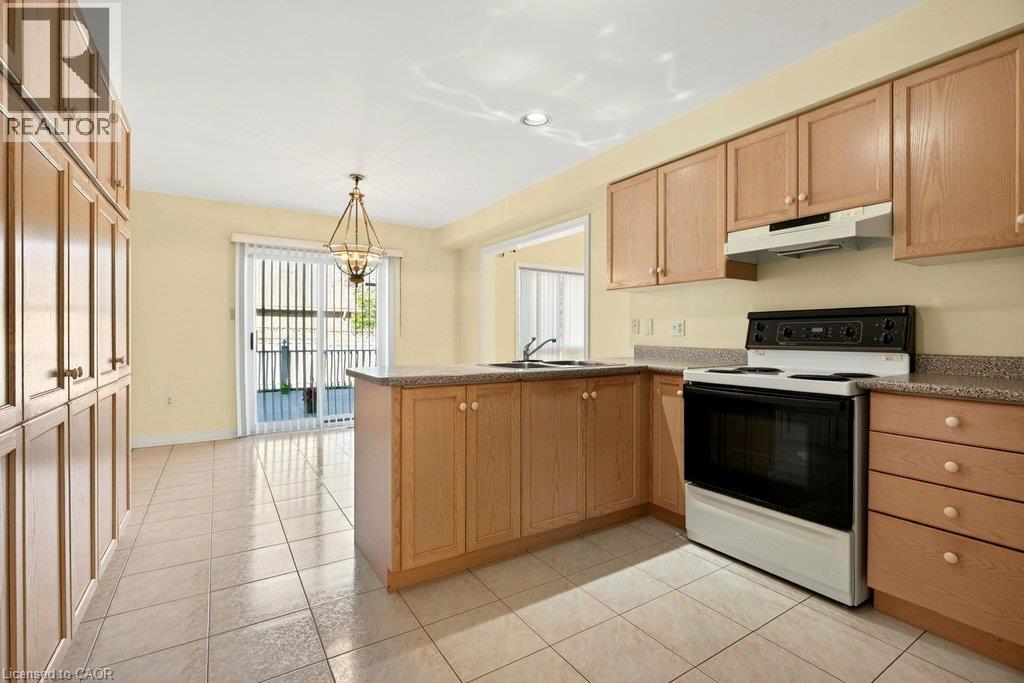 13 Chianti Crescent Property Photo 12