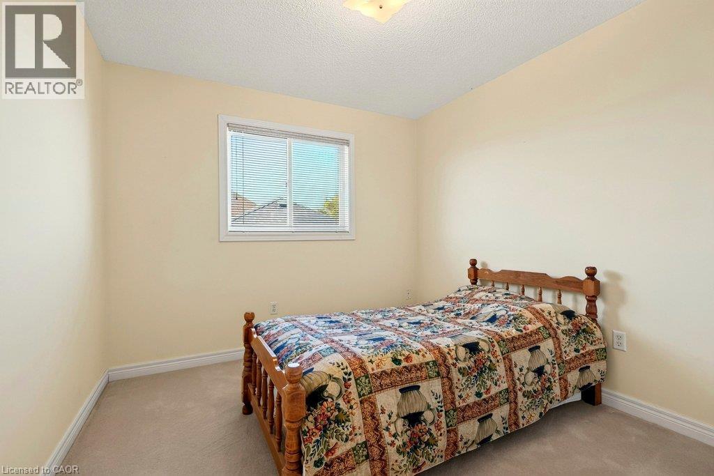 13 Chianti Crescent Property Photo 24