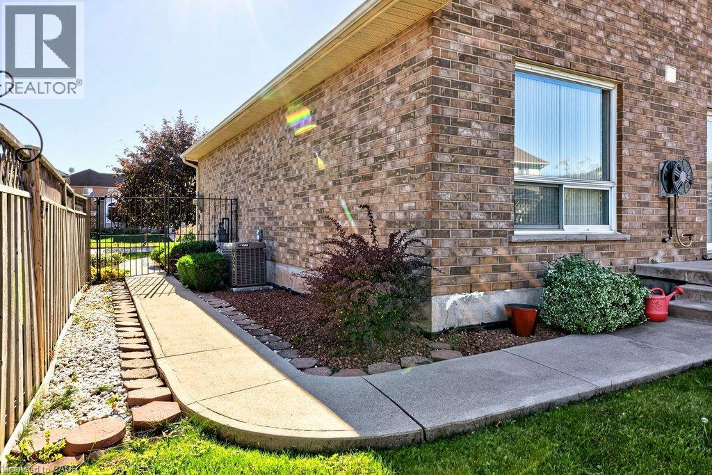 13 Chianti Crescent Property Photo 29