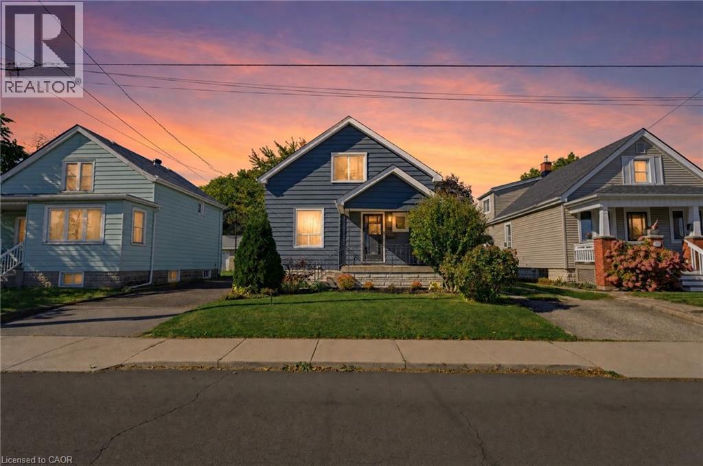 206 CRAIGROYSTON Road Property Photo 1