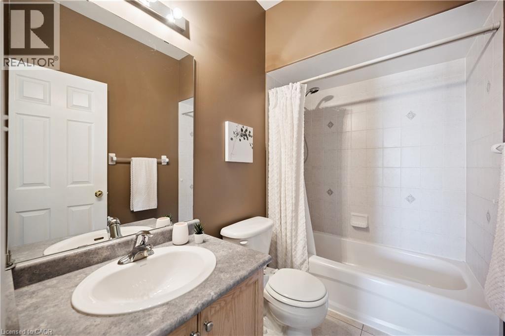 27 Triller Avenue Property Photo 19