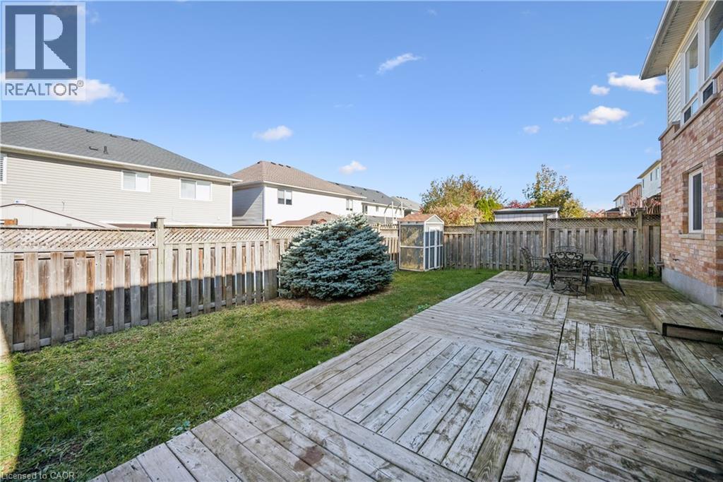 27 Triller Avenue Property Photo 36