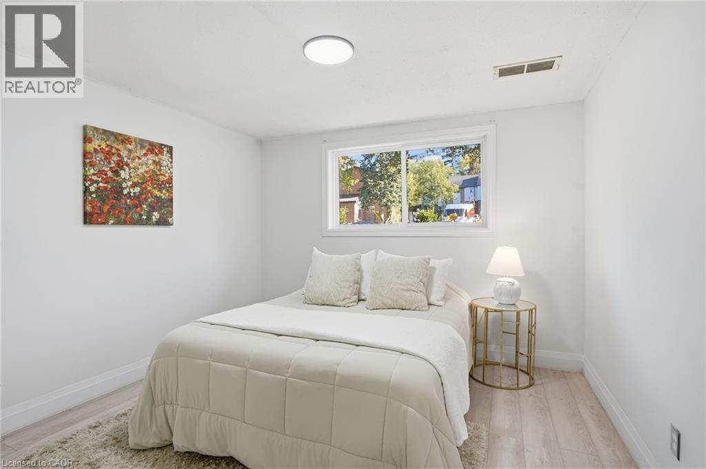 84 Elgar Avenue Property Photo 25