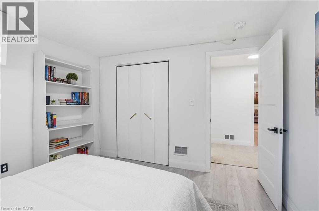 84 Elgar Avenue Property Photo 28
