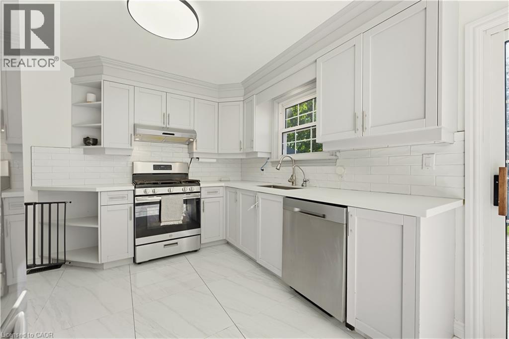49 George Street Property Photo 7