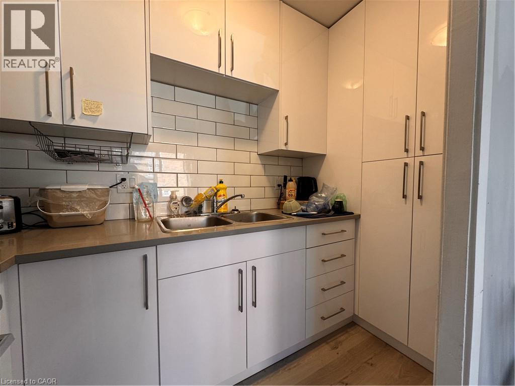 521 Park Street Unit# 1 Property Photo 2