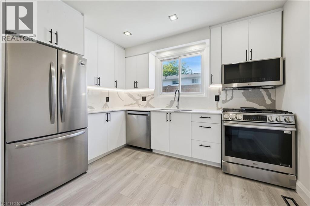 5475 Lakeshore Road Unit# 107 Property Photo 11