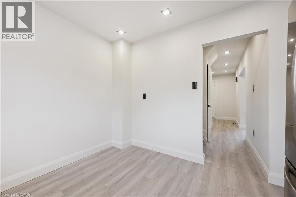 5475 Lakeshore Road Unit# 107 Property Photo 13