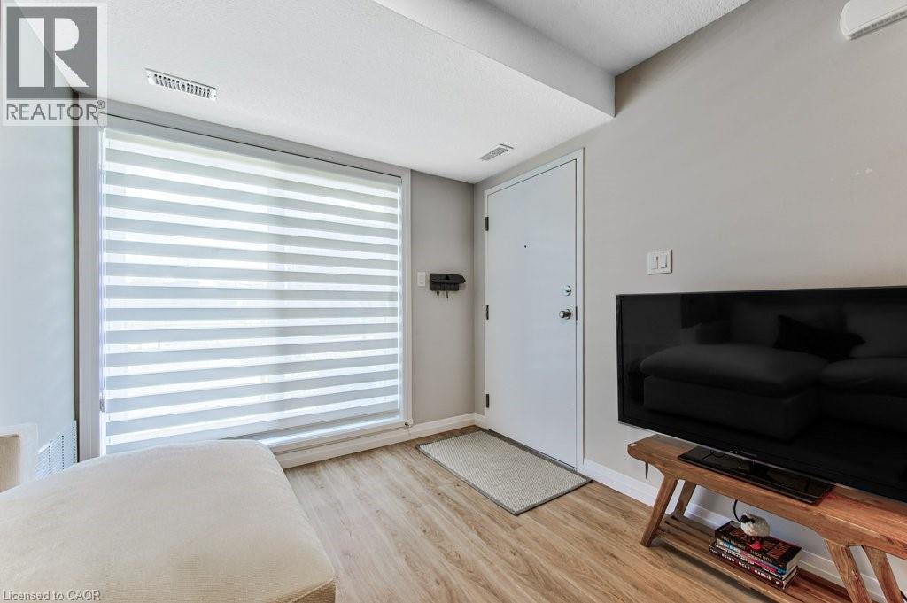 410 Northfield Drive Unit# B11 Property Photo 4