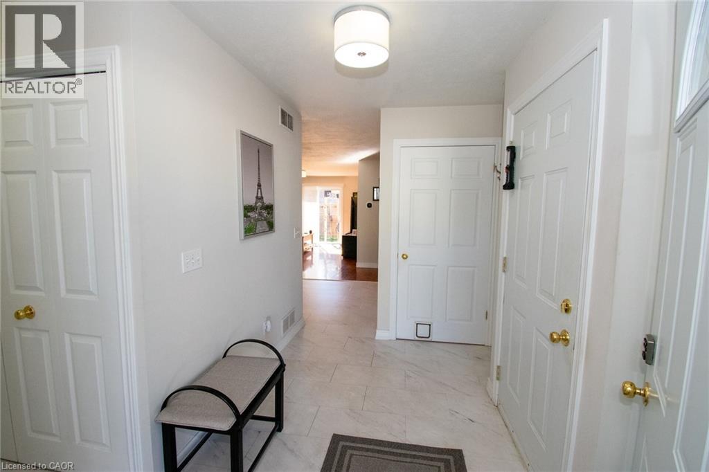 124 Forest Street E Property Photo 4