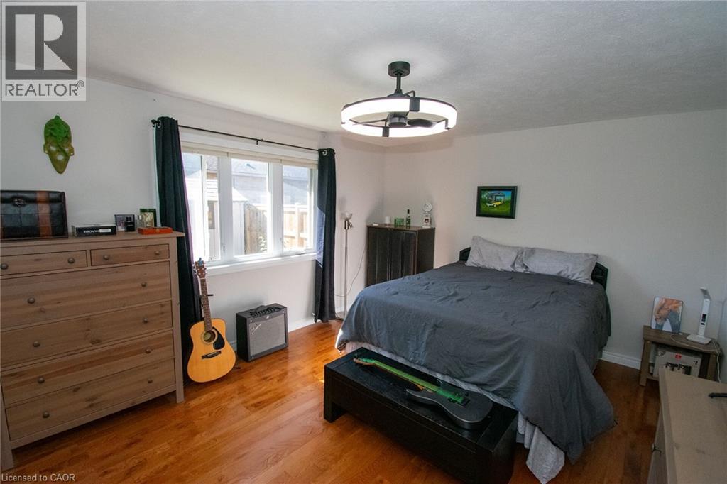 124 Forest Street E Property Photo 13