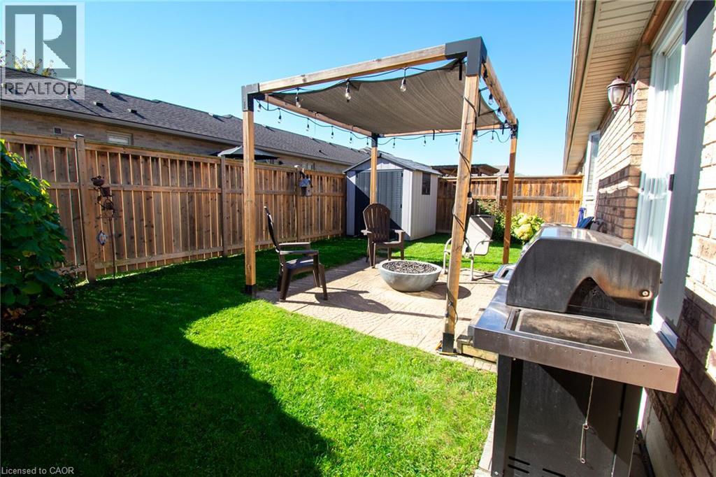 124 Forest Street E Property Photo 23