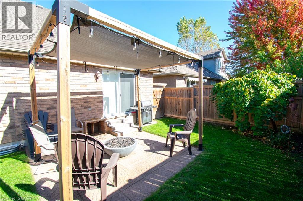 124 Forest Street E Property Photo 28