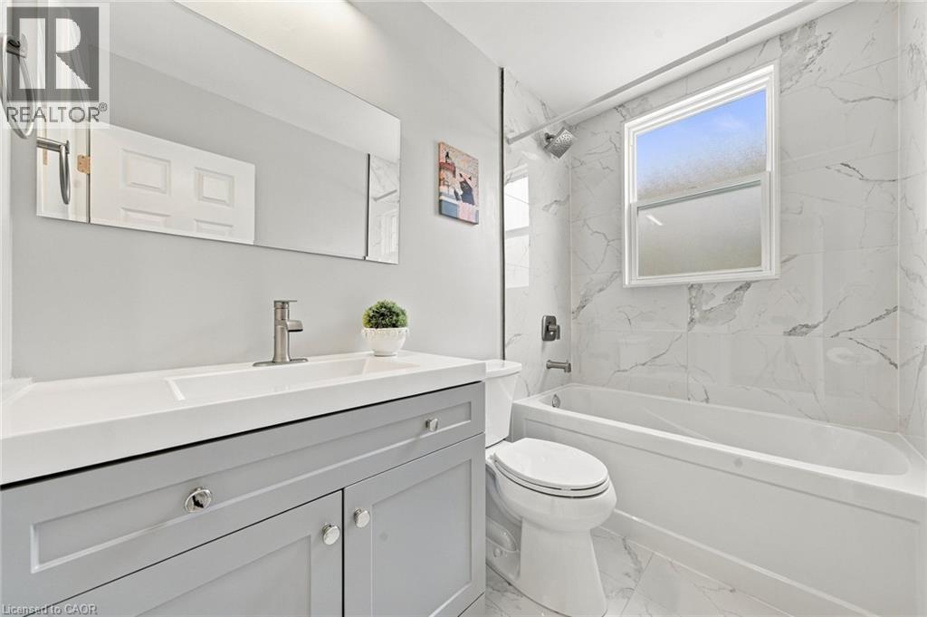 294 East 28th Street Property Photo 5