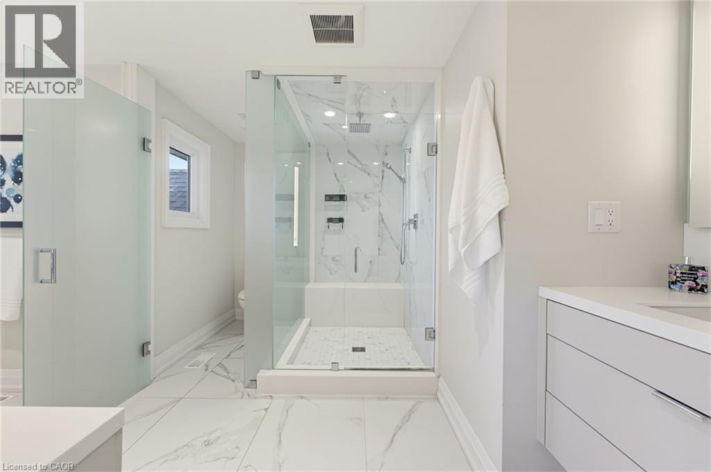 212 Stadacona Avenue Property Photo 21