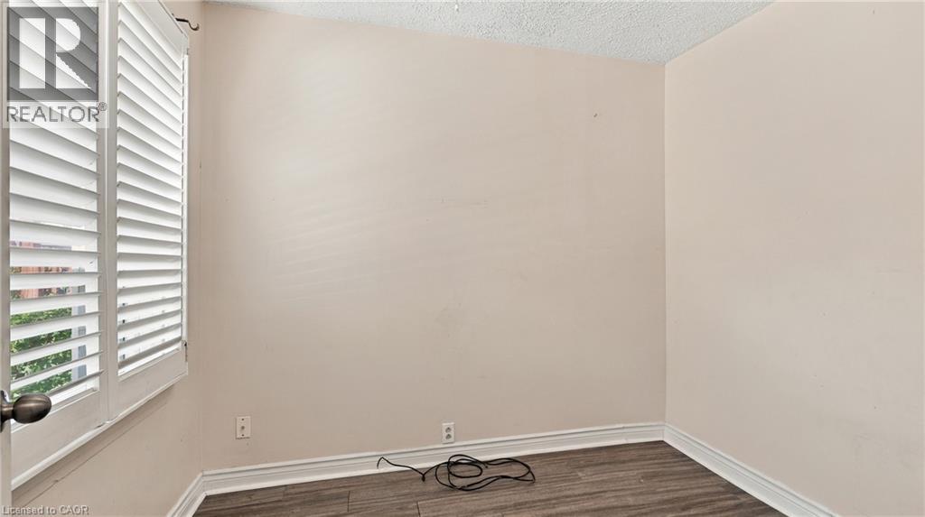 25 Hope Avenue Property Photo 8