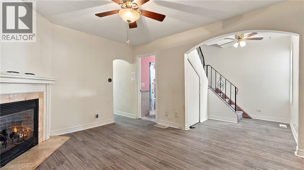 25 Hope Avenue Property Photo 12